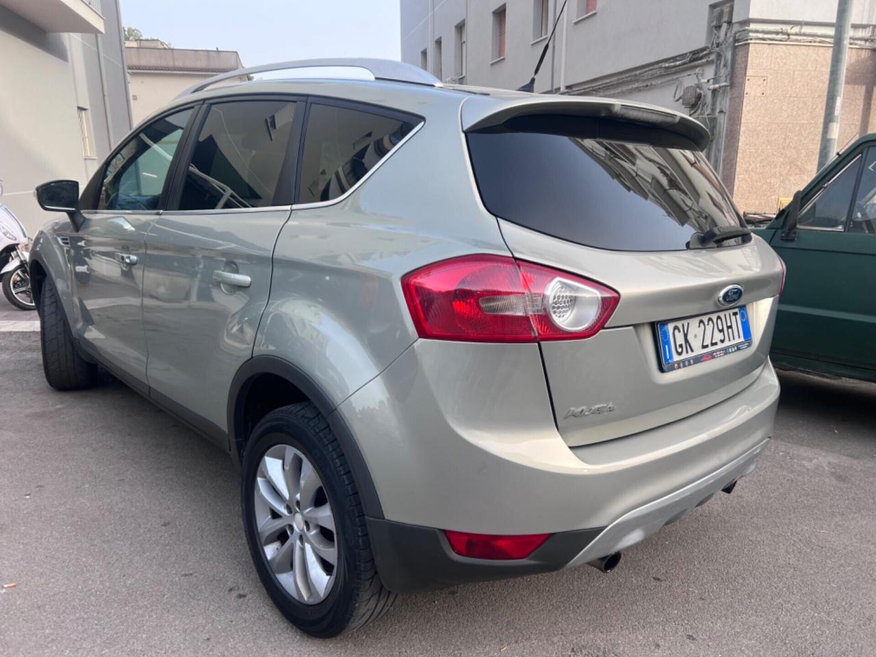 Ford Kuga 2.0 TDCi 163 CV 4WD Titanium DPF