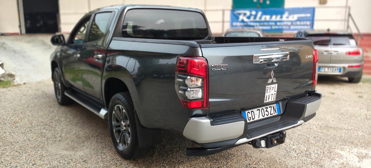 Mitsubishi L200 2.3D Double Cab 4x4 Intense Gancio