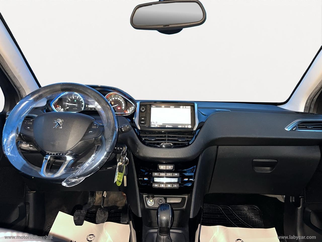 PEUGEOT 2008 PureTech 82 S&S Allure