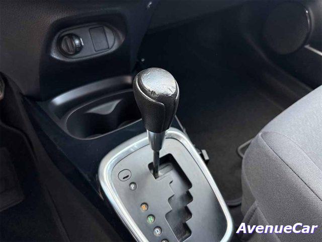 TOYOTA Yaris 5 porte 1.5h HYBRID Cool ADATTA A NEOPATENTATI