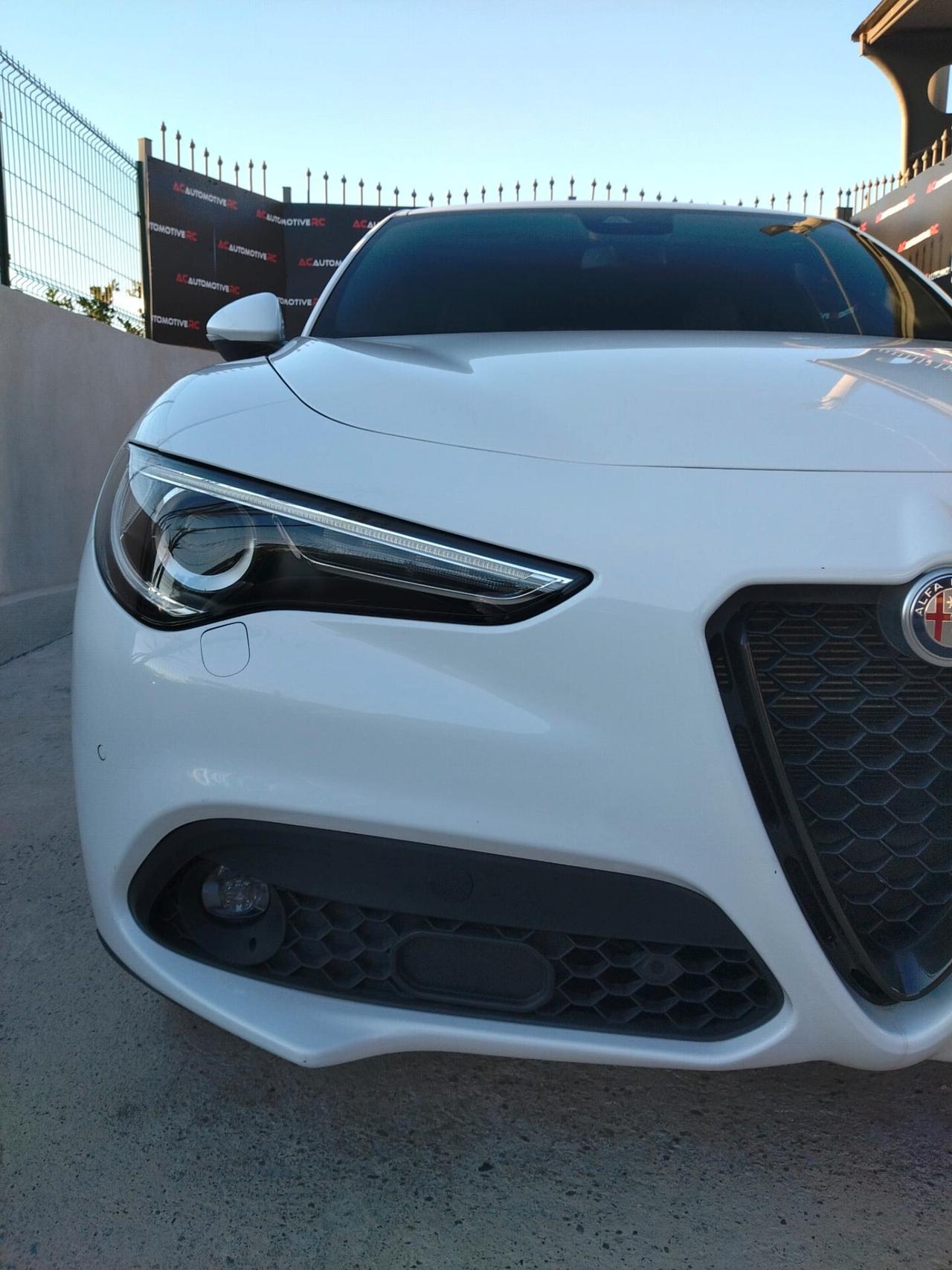 Alfa Romeo Stelvio 2.2 Turbodiesel 190 CV AT8 Q4