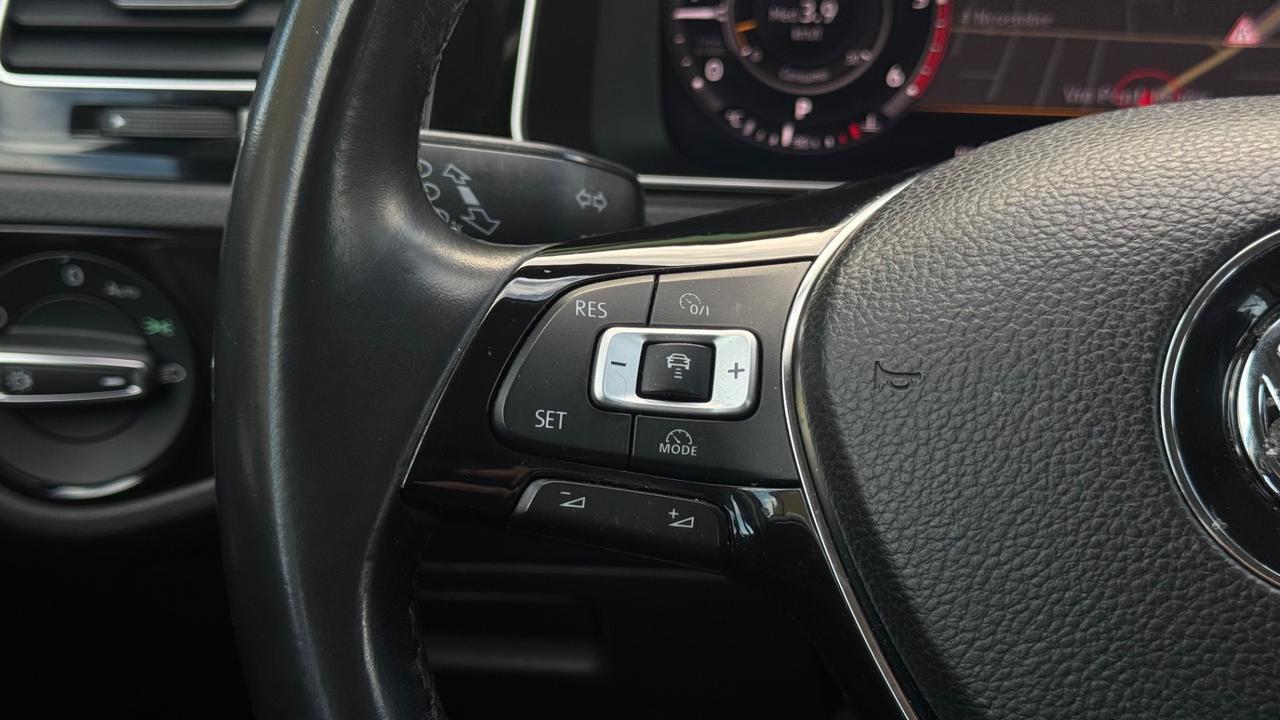 Volkswagen Golf 1.6 TDI 115 CV DSG 5p. Highline