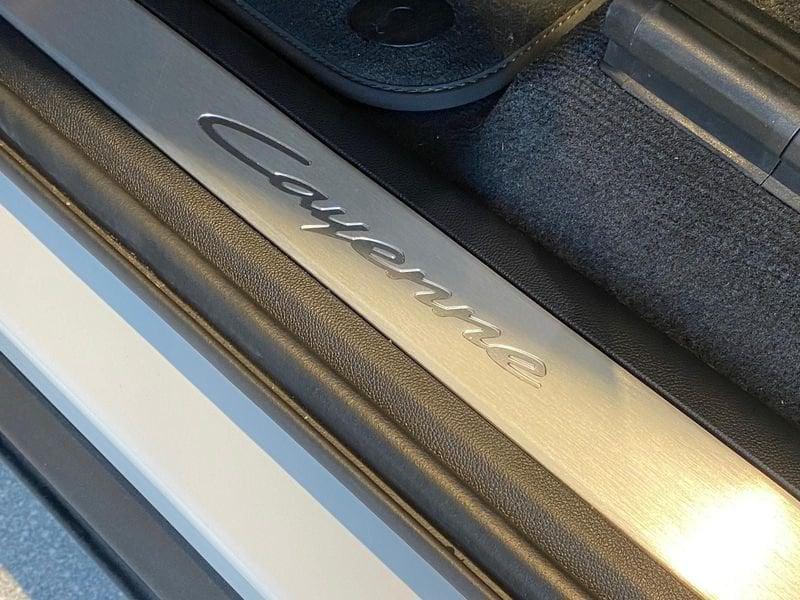 Porsche Cayenne Coupè 3.0 V6 E-Hybrid - IVA Esposta