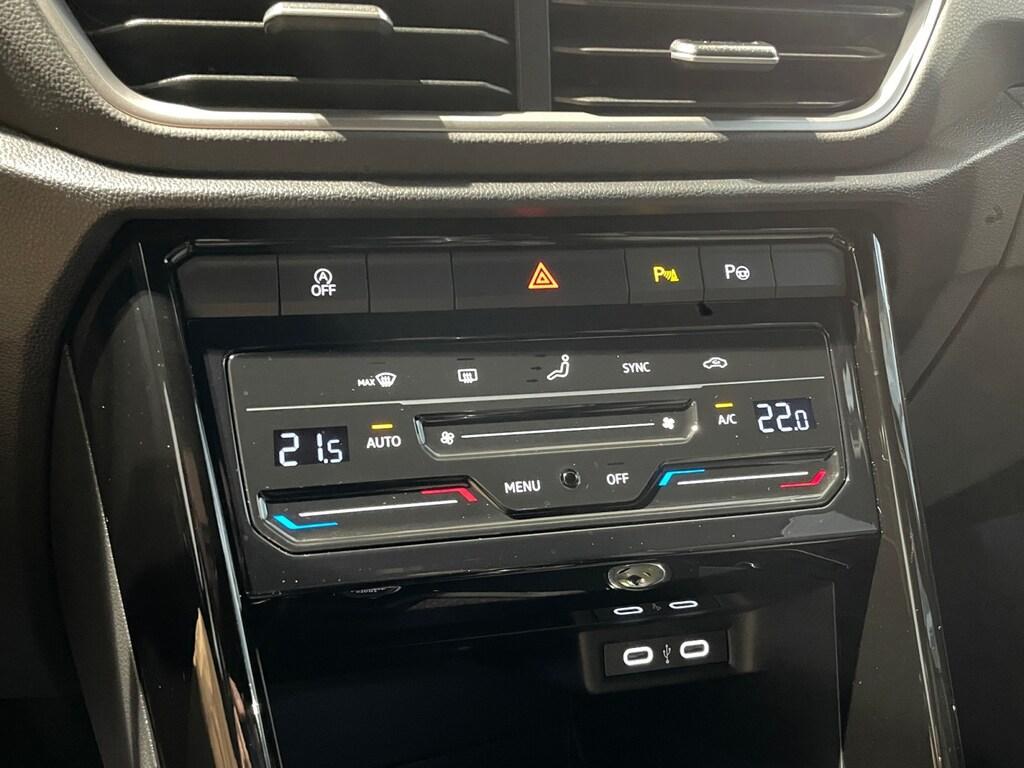 Volkswagen T-Roc 2.0 tdi scr R-Line 150cv dsg