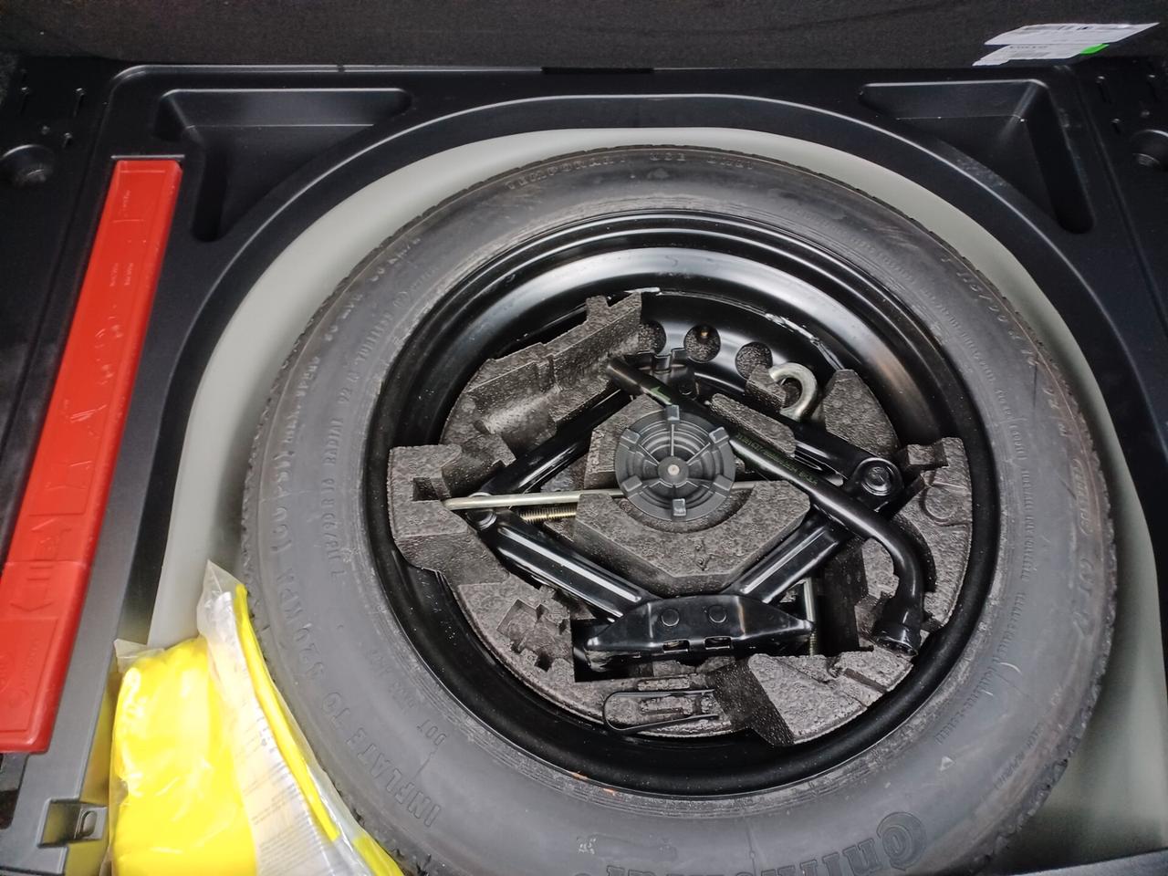 Volvo V40 D3 Geartronic Momentum ANNO 2017
