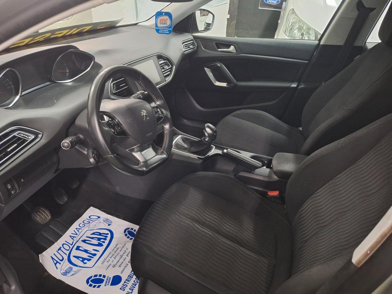 Peugeot 308 1.6 HDi 92 CV Business