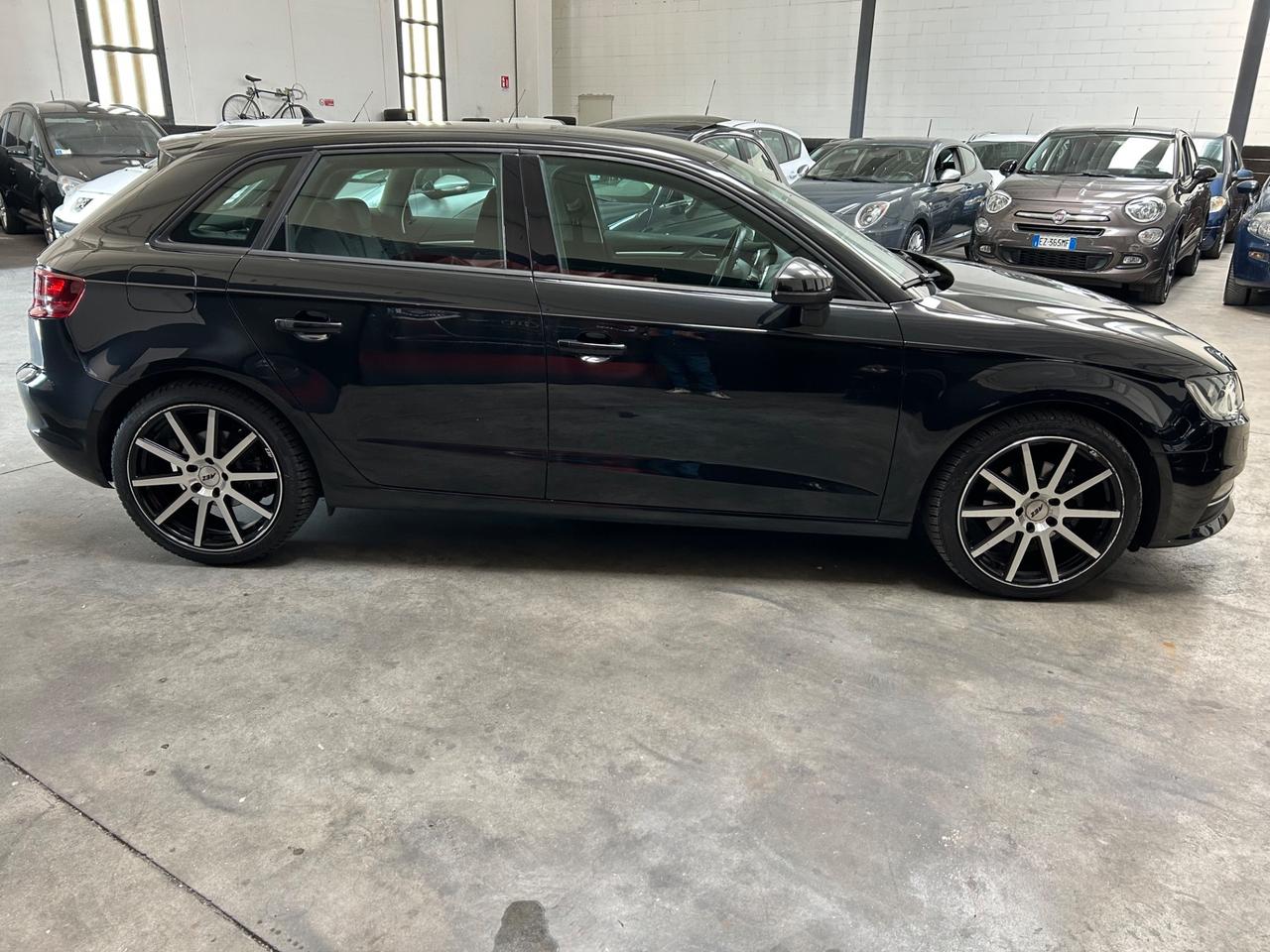 Audi A3 2.0 TDI 150cv S TRONIC automatica