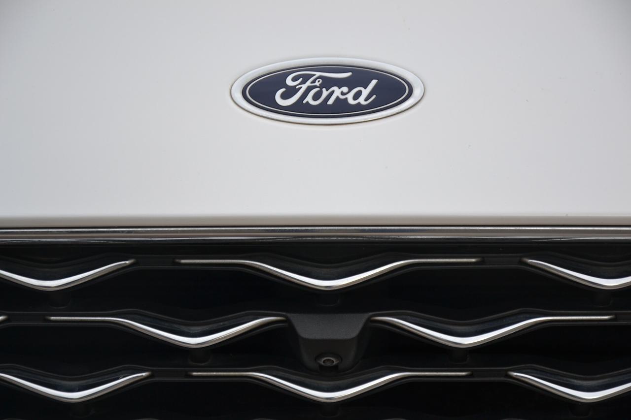 Ford Kuga 2.5 FULL HYBRID 190CV CVT VIGNALE **PREZZO VERO**