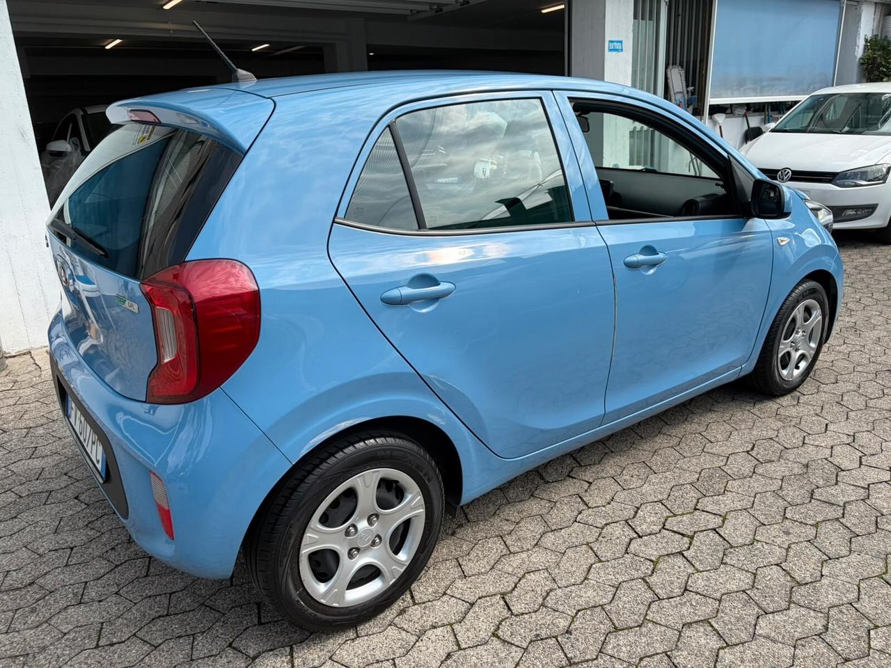 Kia Picanto 1.0 12V EcoGPL 5 porte Cool*EURO6*NEOPATENTATI
