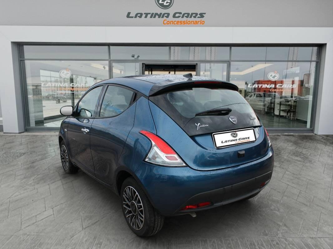 Lancia Ypsilon III 1.0 firefly hybrid 70cv CarPlay