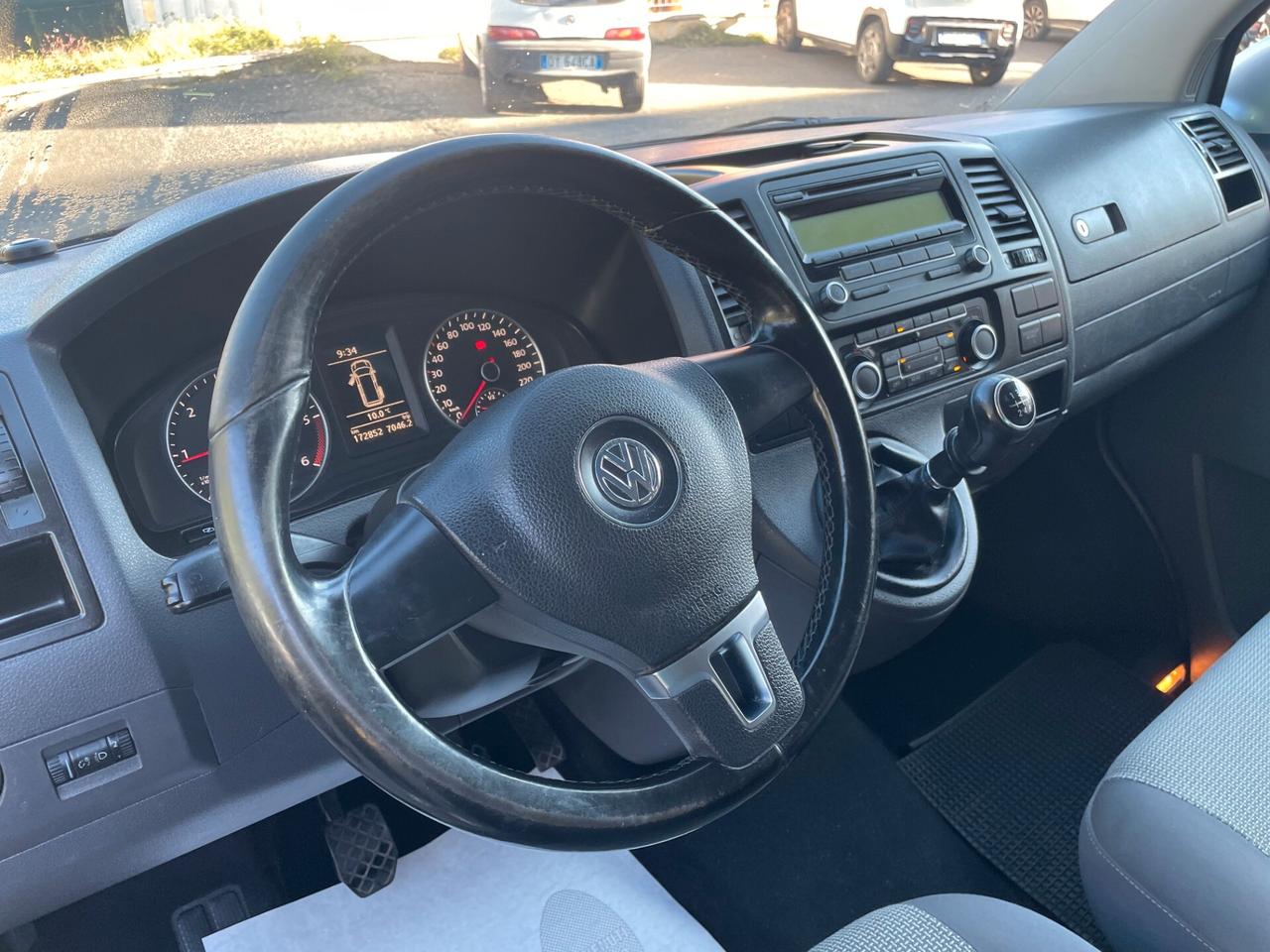 Volkswagen Transporter Caravelle 2.0 TDI 140CV PL Trendline 9 POSTI