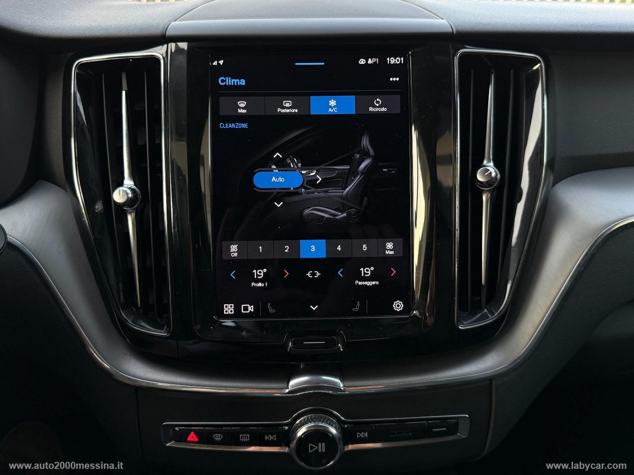 VOLVO XC60 B4 (d) AWD Geartronic Momentum Pro