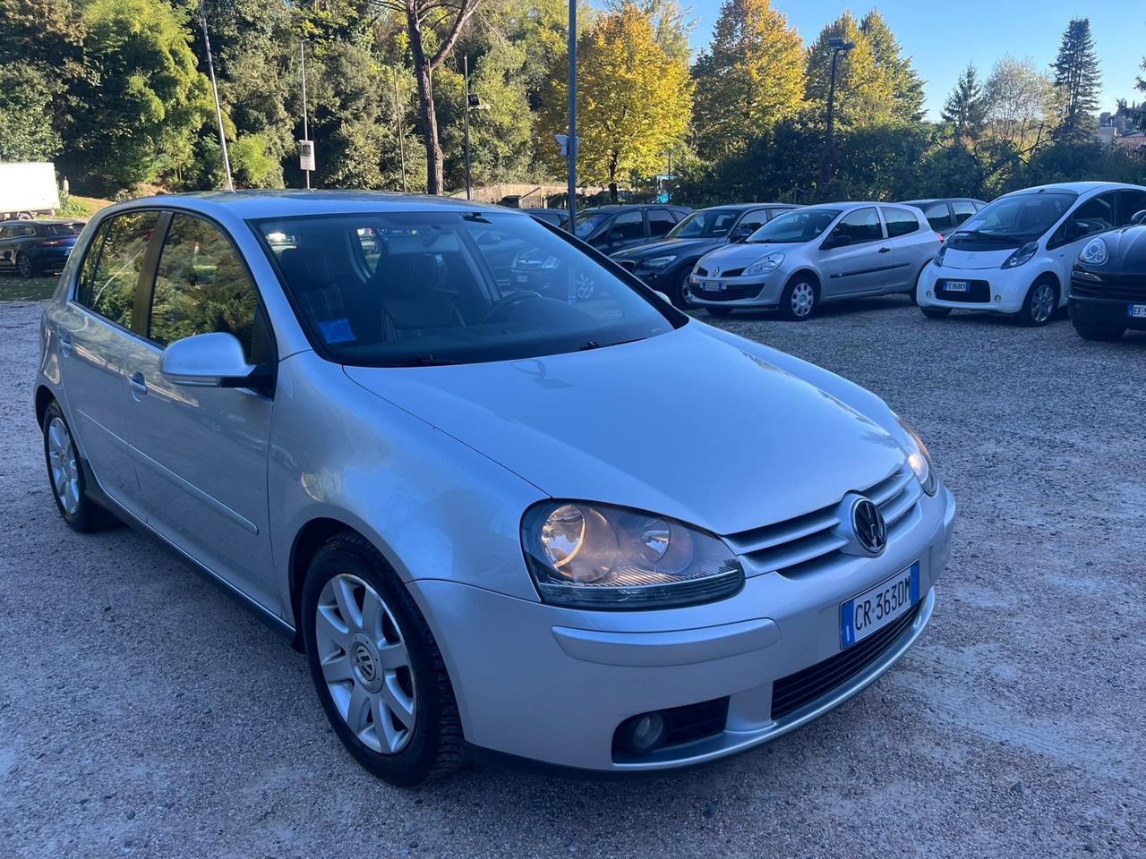 Volkswagen Golf 2.0 16V TDI 5p. Sportline