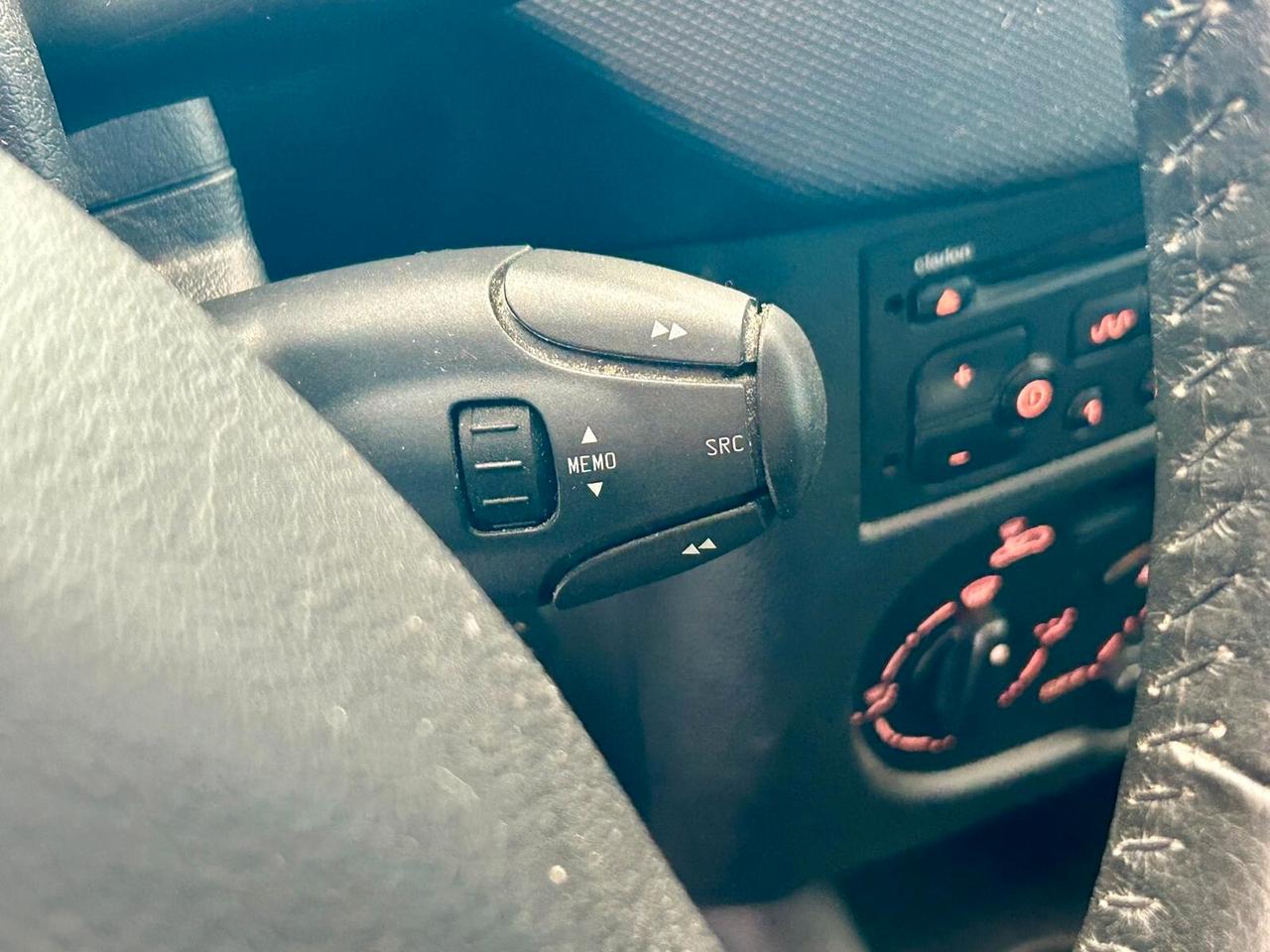 Peugeot 206 *206 PLUS 2010* 90.000KM*DISTRIBUZIONE FATTA* NEOPATENTATI* TAGLIANDO* ONESTA*