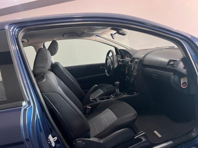 MERCEDES-BENZ A 180 CDI Coupé Elegance