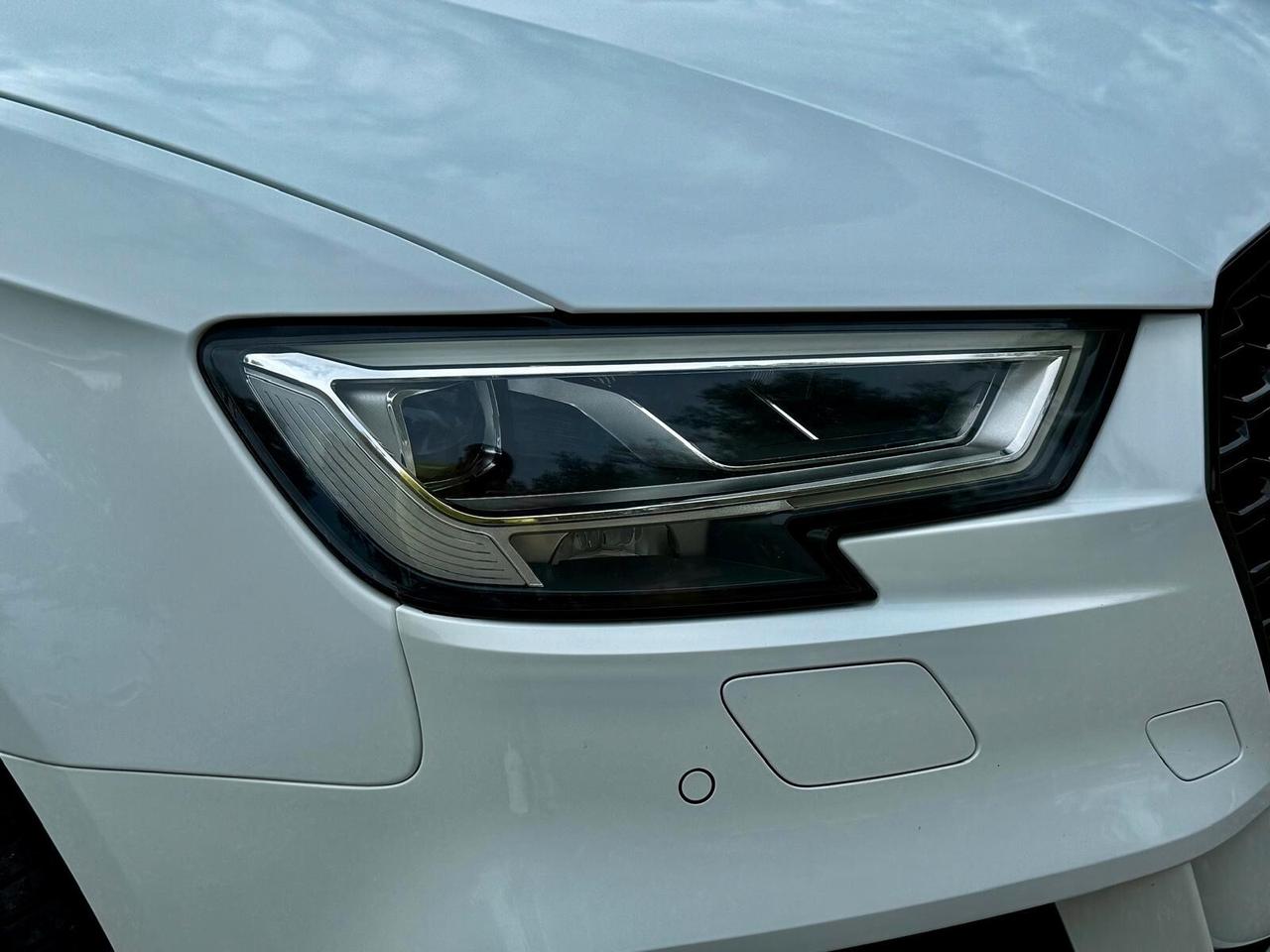 AUDI A3 30 TDI S TRONIC S LINE EDITION