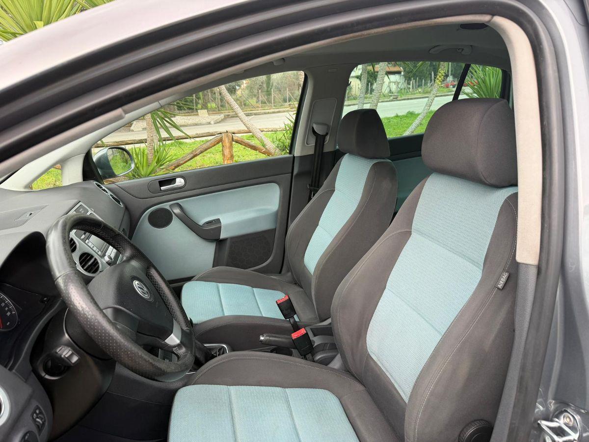 VOLKSWAGEN - Golf Plus