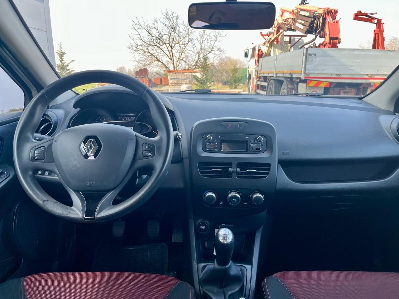 Renault Clio 1.2GPL 2015 157.000km perfetta per neopatentati