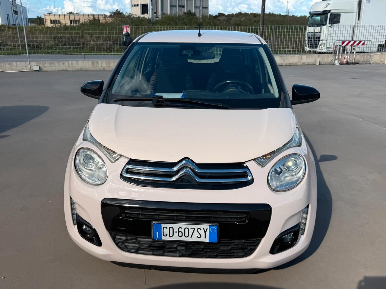 Citroen C1 VTi 72 S&S Shine NEOPATENTATI / PPE NUDE