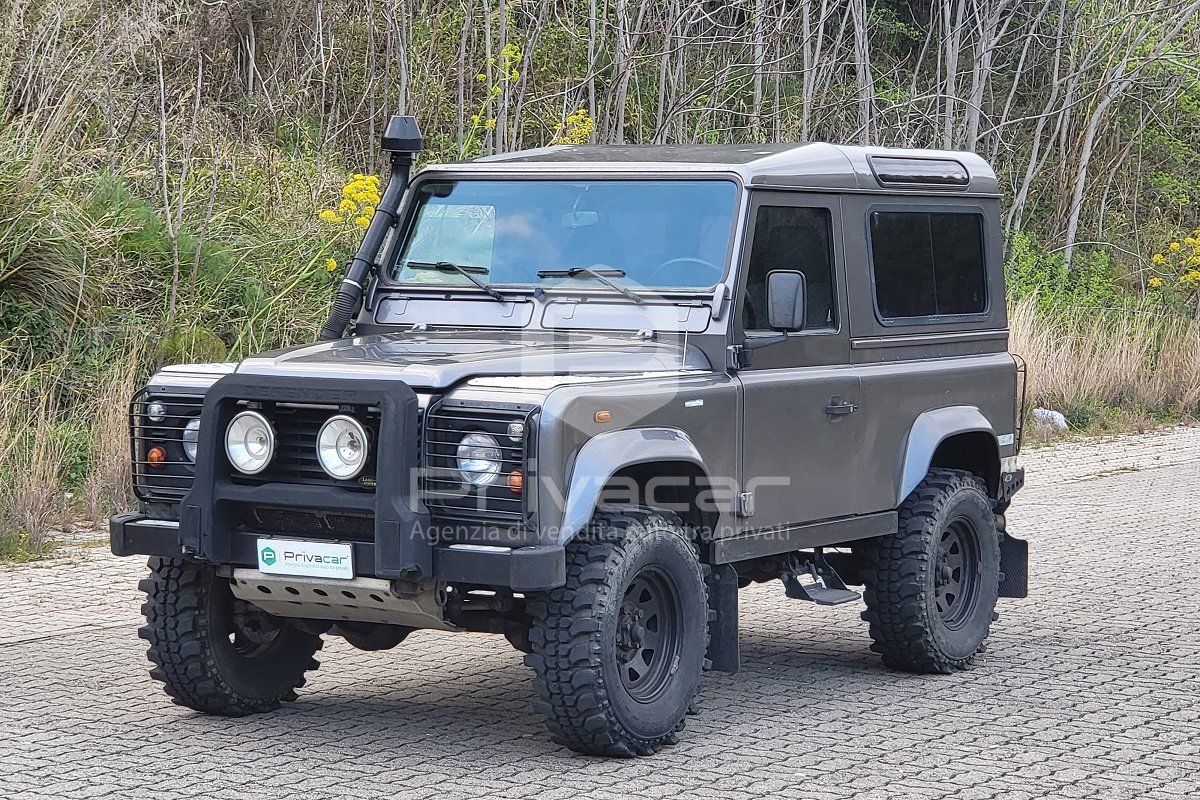 LAND ROVER Defender 90 2.5 Td5 Station Wagon SE