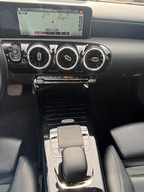 Mercedes-benz A 180 d Automatic Sport 2019