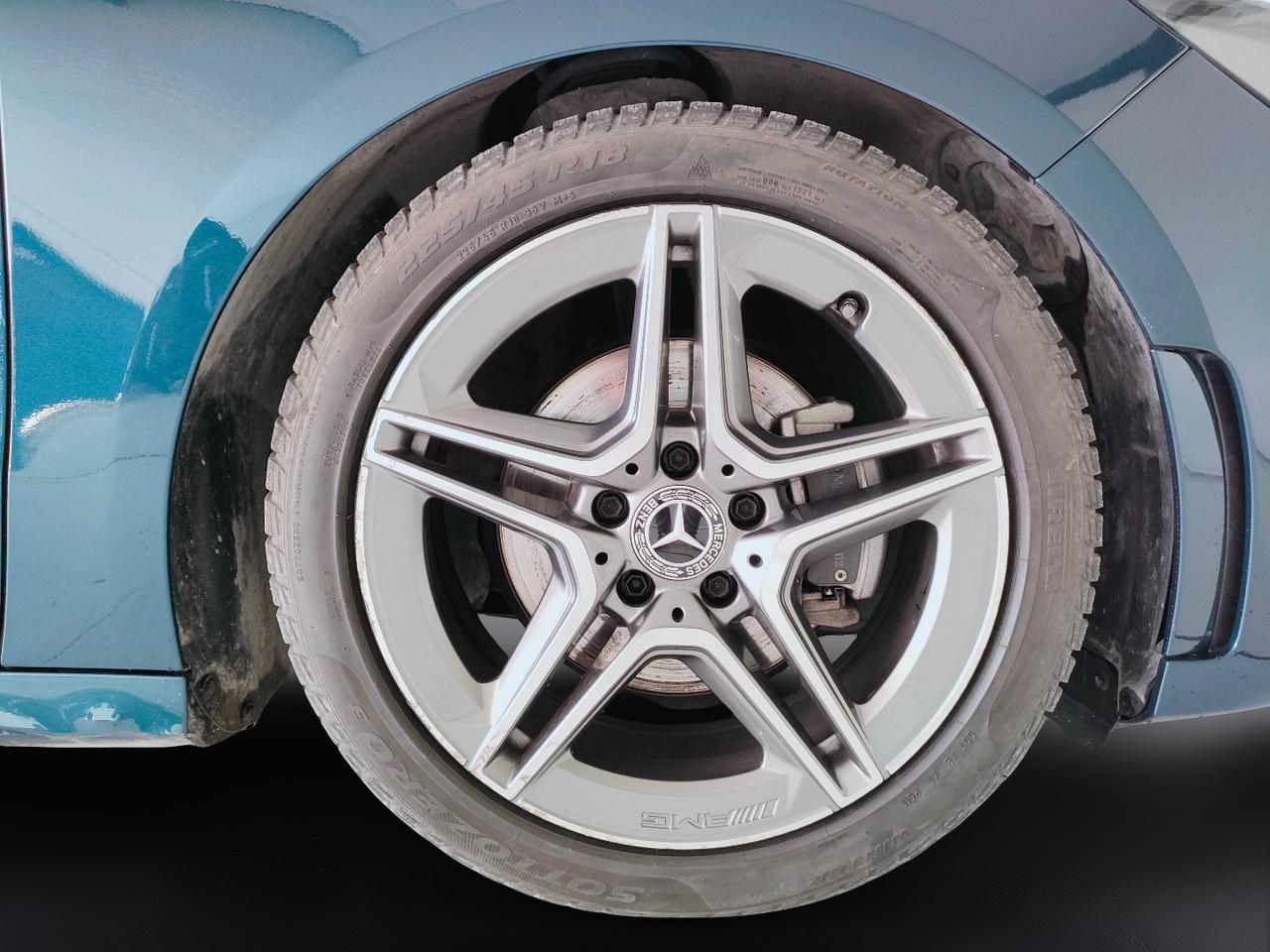 Mercedes-Benz Classe B - W247 2018 - B 180 d Premium auto