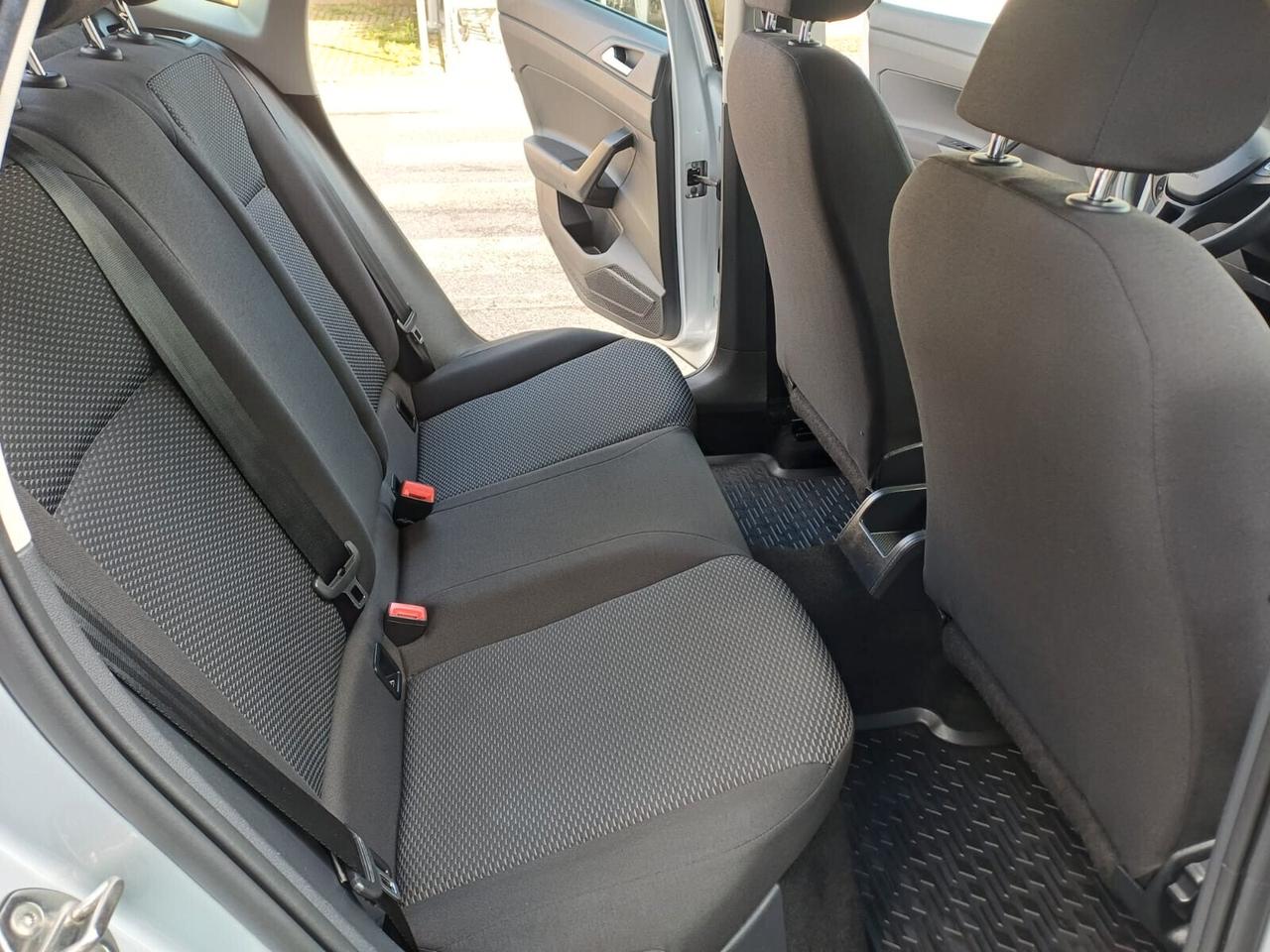 Volkswagen Polo 1.0 MPI 65 cv 5 porte Trendline BMT