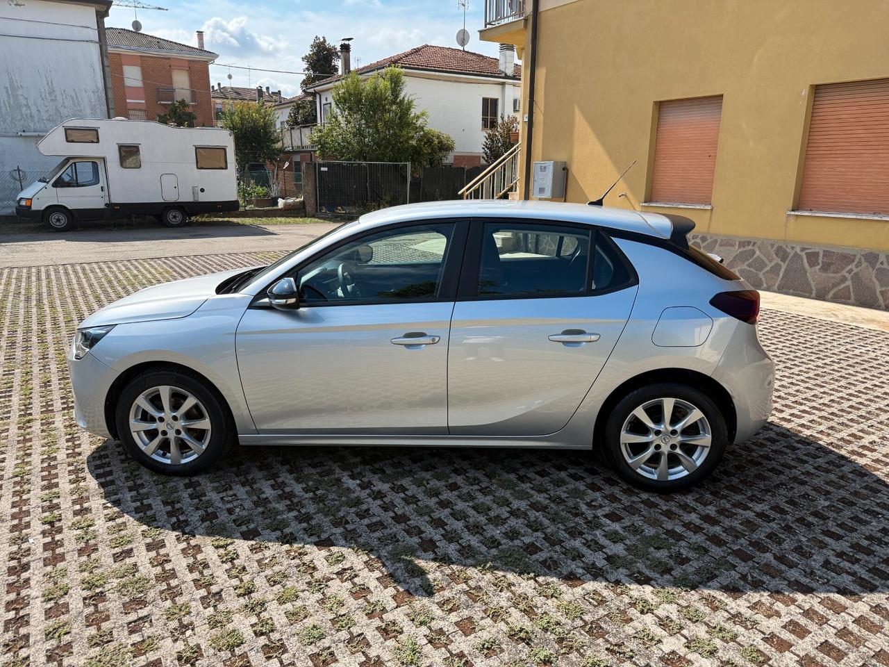 Opel Corsa 1.2 Edition- 2023