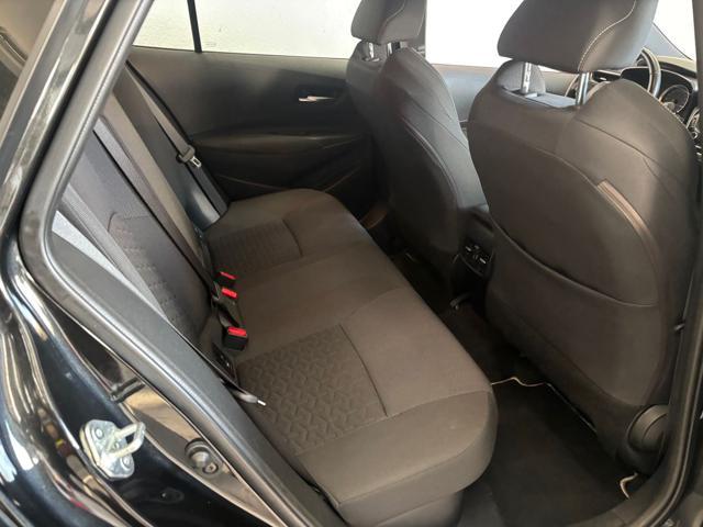 TOYOTA Corolla Touring Sports 1.8 Hybrid Business