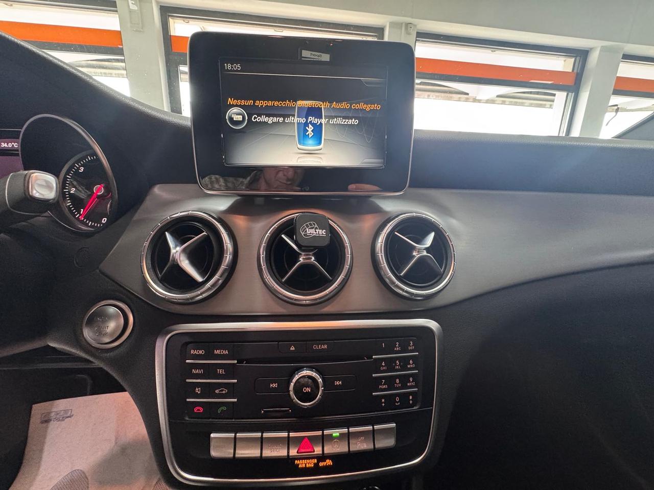 Mercedes-Benz CLA 200 Premium CLA 200 D #6178