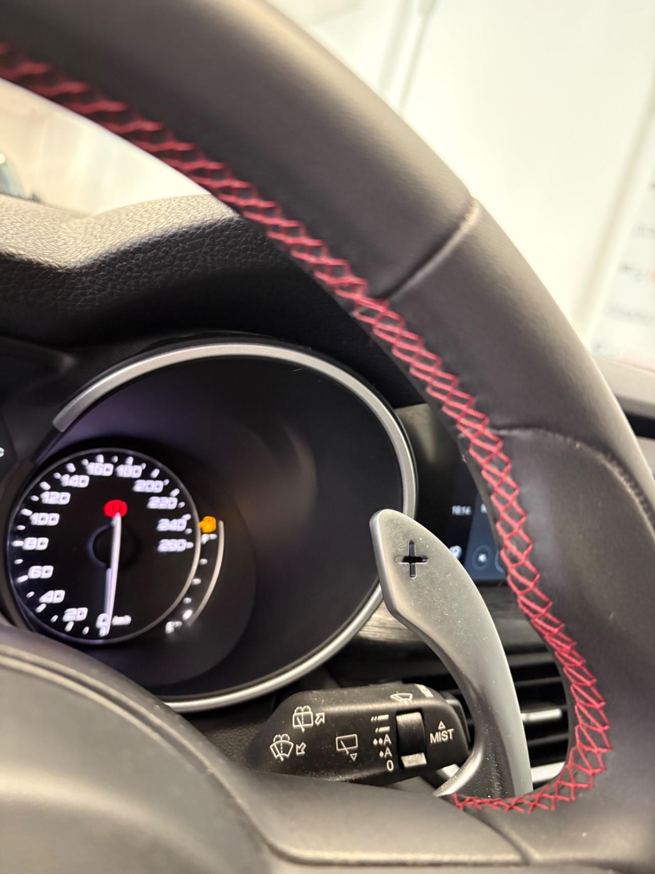 Alfa Romeo Stelvio 2.2 t Business rwd 160cv auto