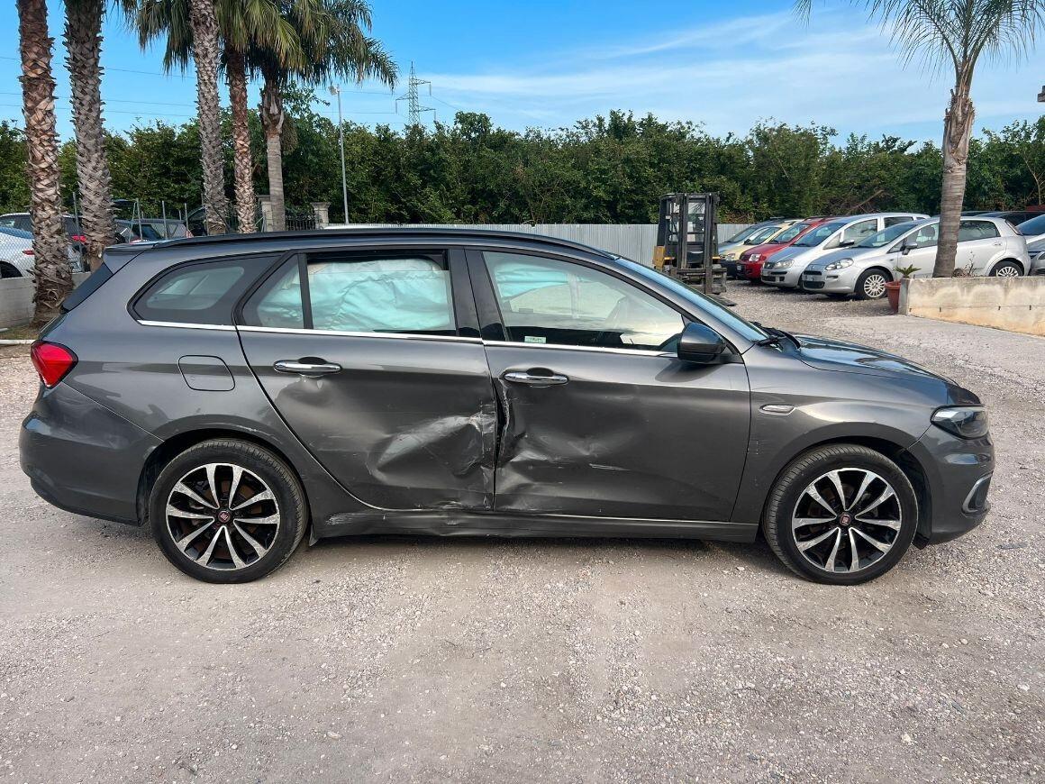 Fiat Tipo 1.4 T-Jet 120CV GPL SW Lounge