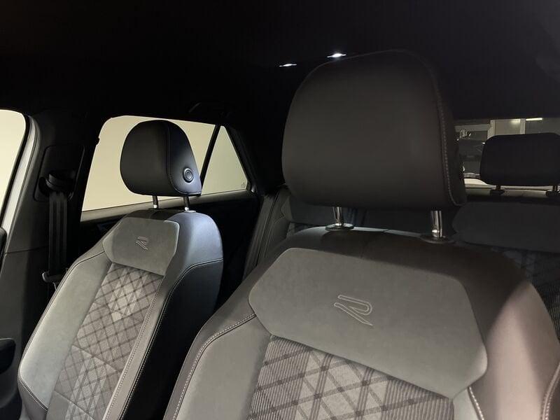 Volkswagen T-Roc Nuovo R-Line 1.0 TSI 81 kW (110 CV) Manuale