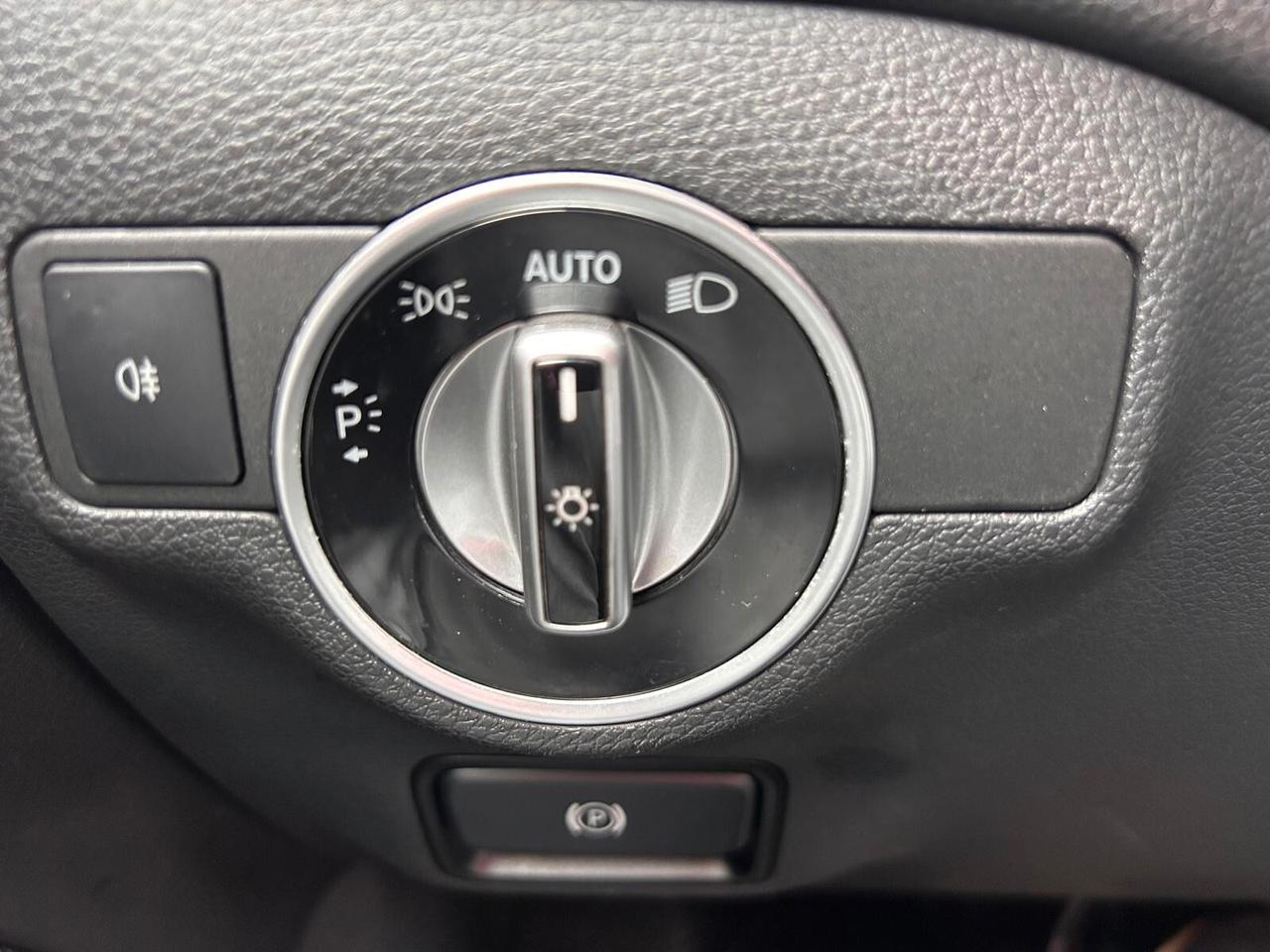 Mercedes-benz CLA 200 CDI 4Matic Automatic Premium AMG
