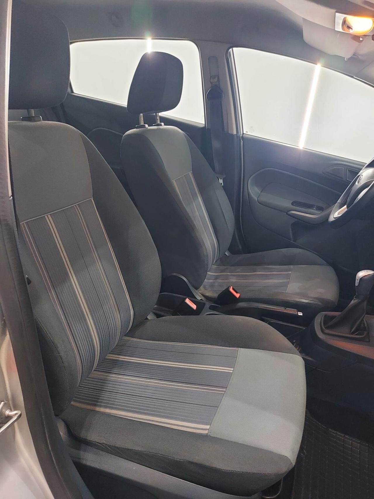 Ford Fiesta 1.4 TDCi 5p. Titanium