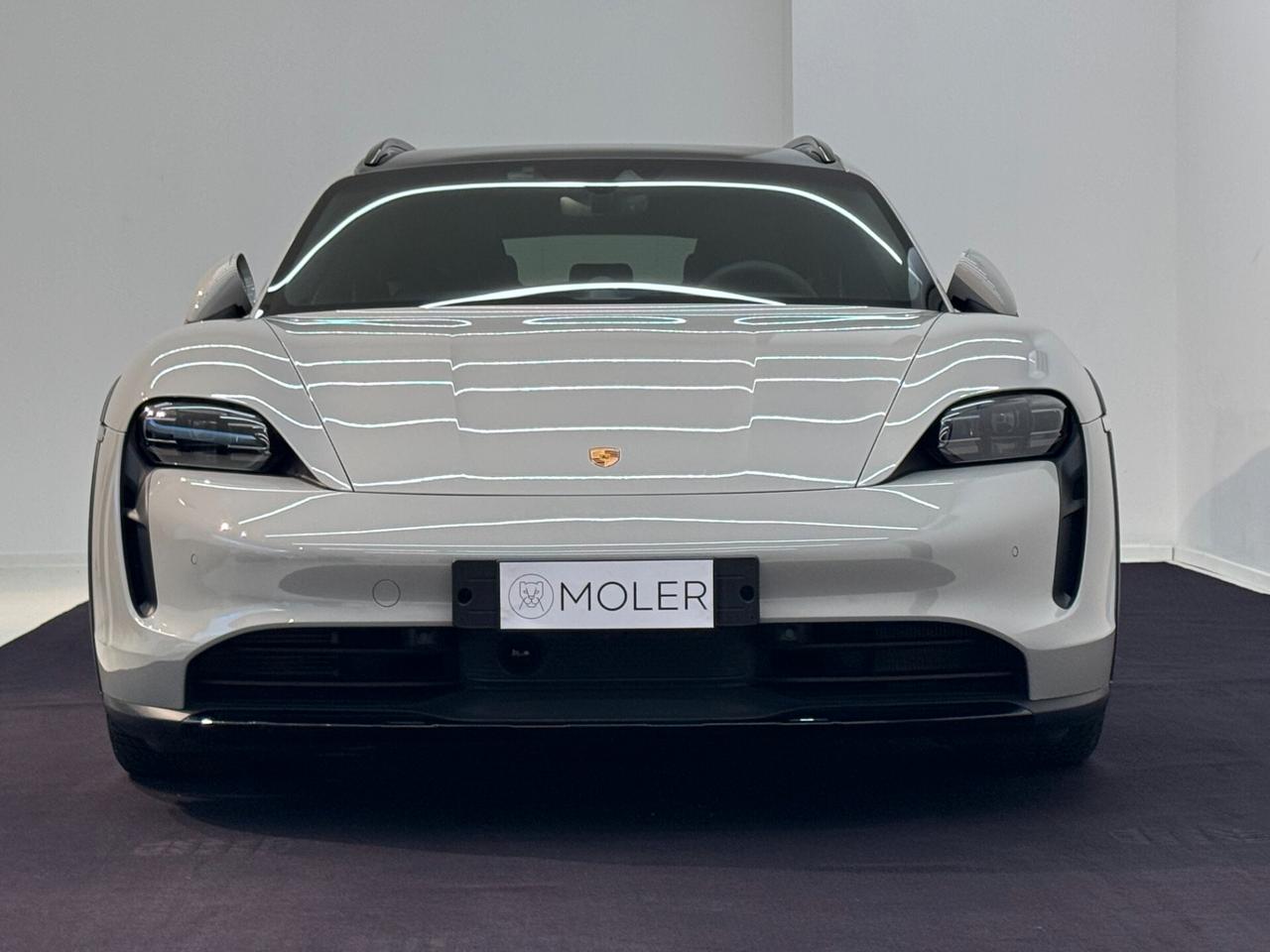 Porsche Taycan 4 Cross Turismo