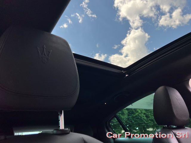 MASERATI Grecale MHEV 300 CV AWD GT