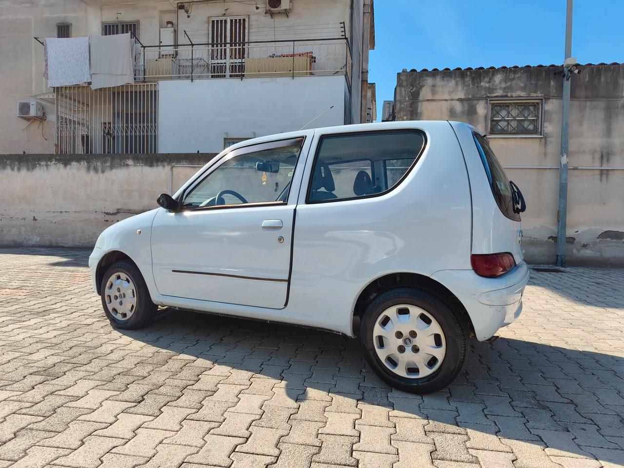 Fiat 600 1.1 Active