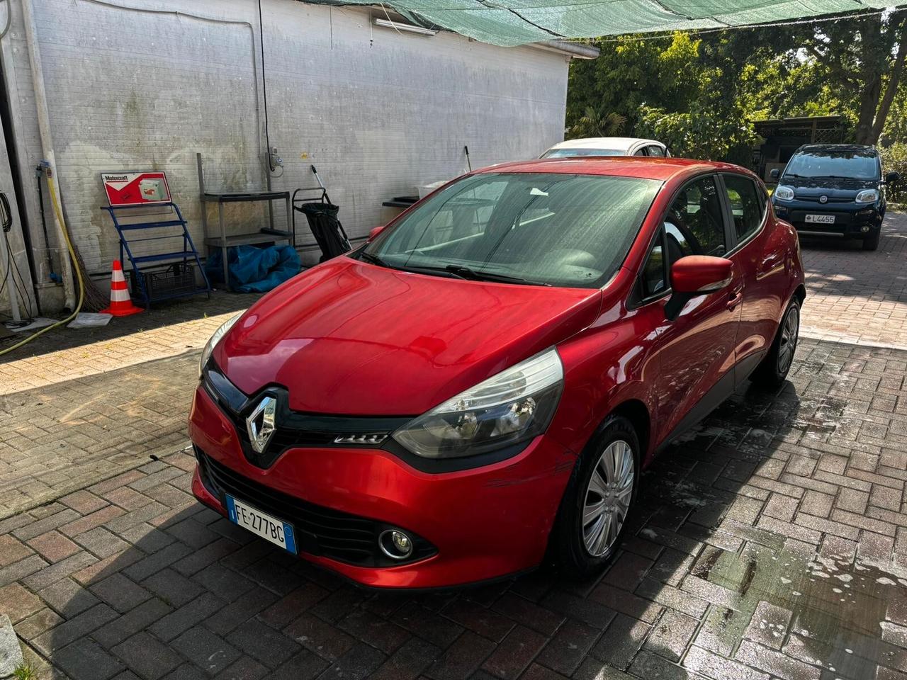 Renault Clio dCi 8V 75CV Start&Stop 5 porte Energy Zen GUIDABILE DA NEOPATENTATI PERMUTABILE