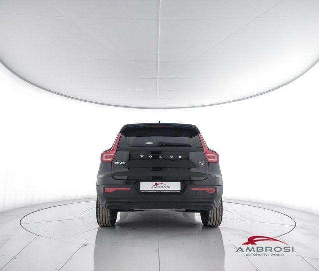 VOLVO XC40 T3 1.5 163cv