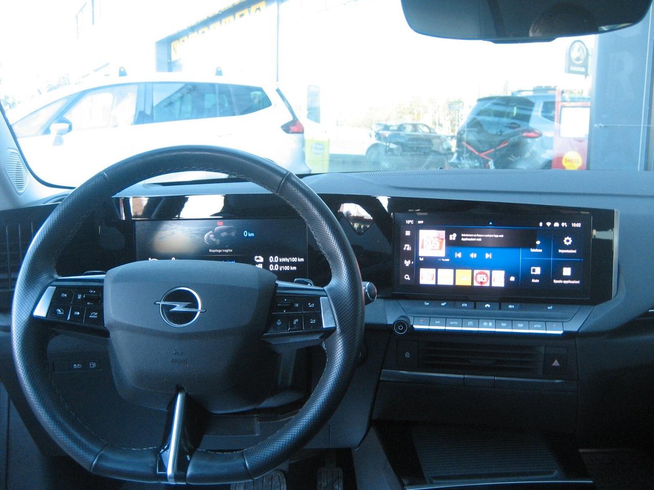 Opel Astra 1.6 Plug-in Hybrid 180 CV AT8 Business Elegance