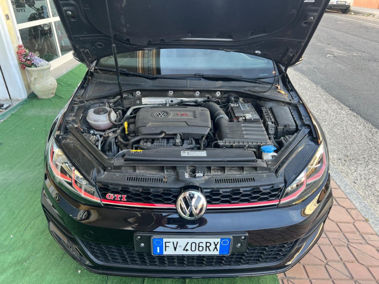 Volkswagen Golf GTI Performance 2.0 245 CV TSI 26000 KM