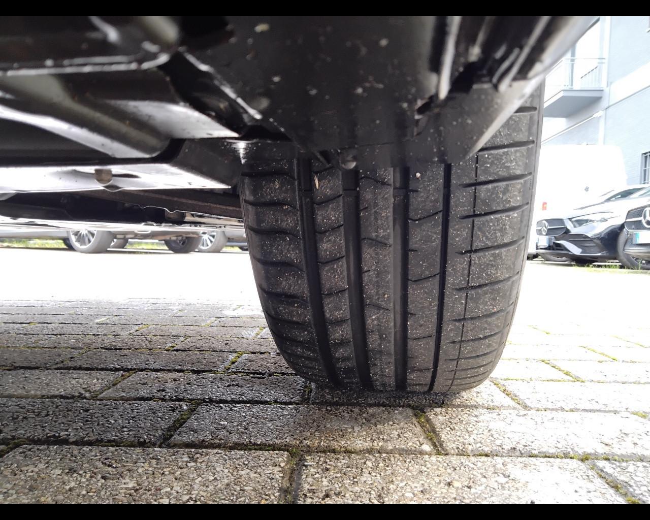 Mercedes-Benz GLB - X247 2019 - GLB 200 d Premium auto