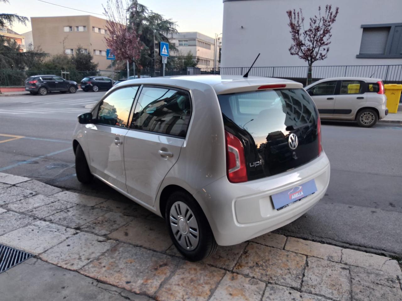 Volkswagen up! 1.0 5p. move up!