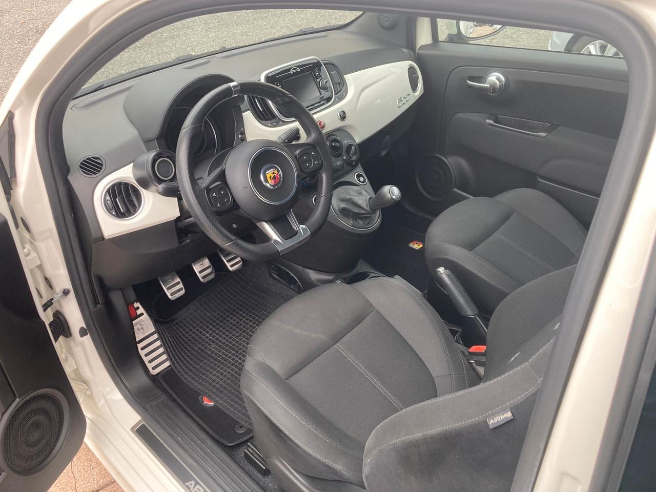 Abarth 595 1.4 Turbo T-Jet 145 CV