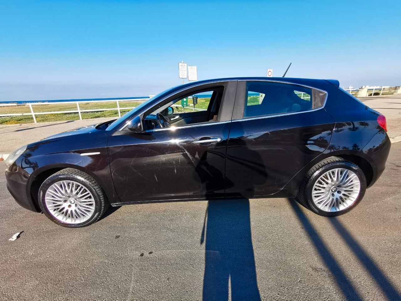Alfa Romeo Giulietta 1.6 JTDm-2 105 CV Distinctive