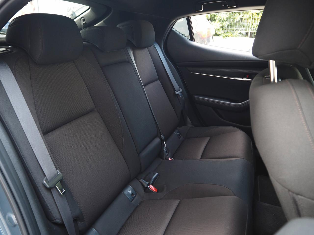 Mazda 3 1.8L Skyactiv-D Exceed