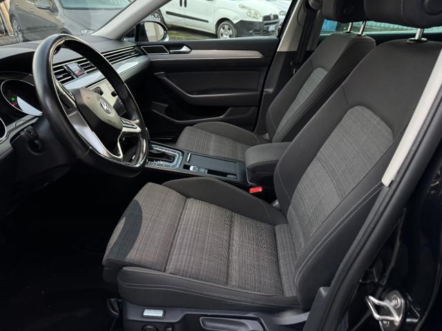 VOLKSWAGEN Passat Variant 1.6 TDI SCR DSG Business BMT