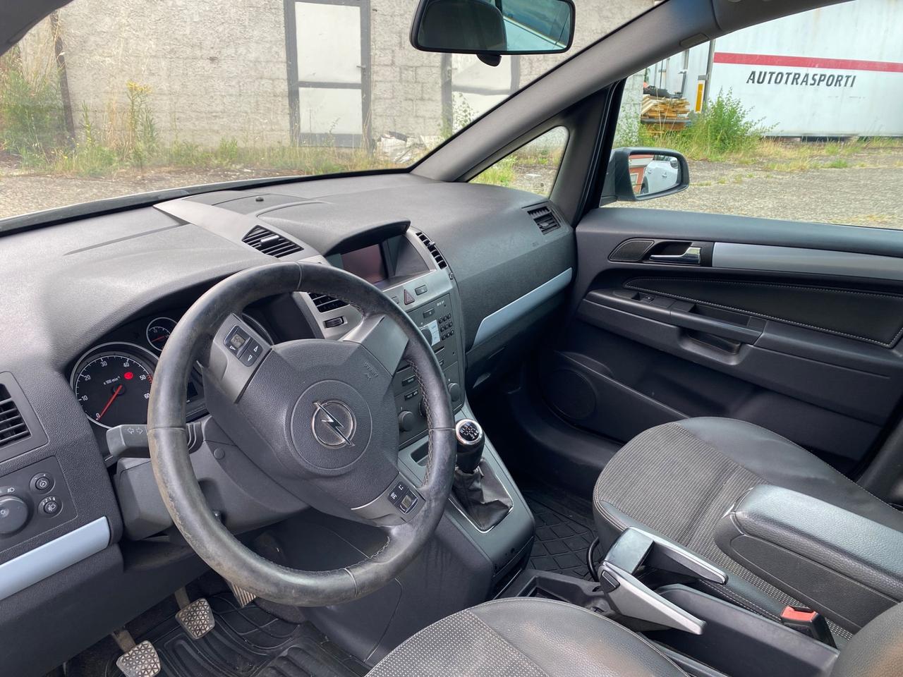 Opel Zafira 1.9 16V CDTI 7 posti