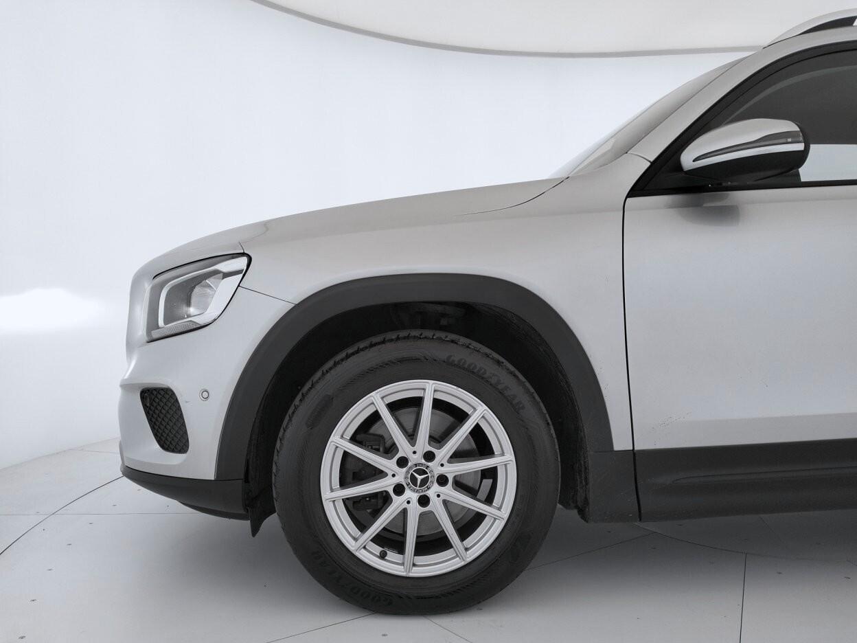 MERCEDES BENZ GLB 180d Business auto - IVA ESPOSTA